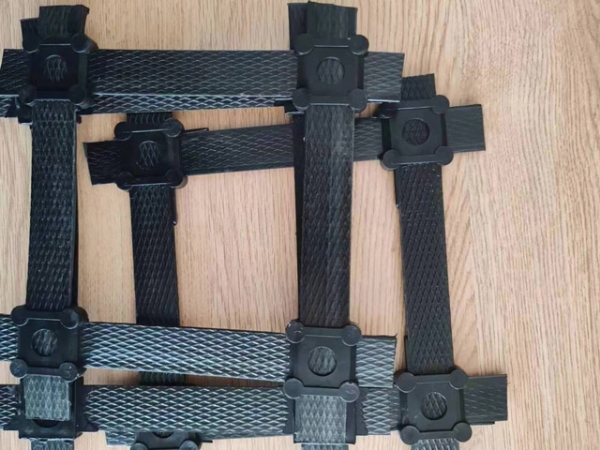 鎖扣式土工格柵選材建議